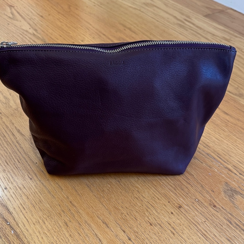 BAGGU Natural Milled Leather Pouch in Oxblood